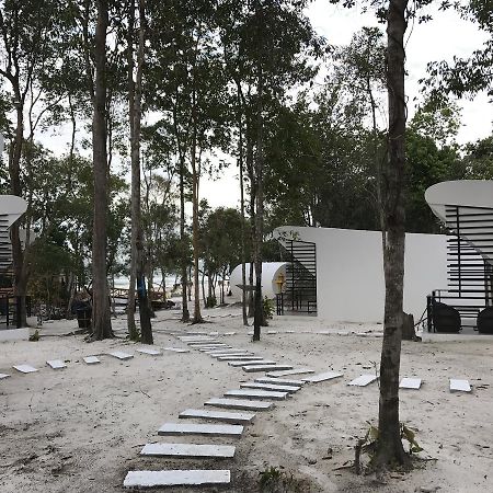 The Pipes Resort Koh Rong Sanloem Exterior foto